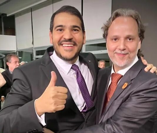 Aliados de Lula e Messias estudam acionar STF após derrota no Senado
