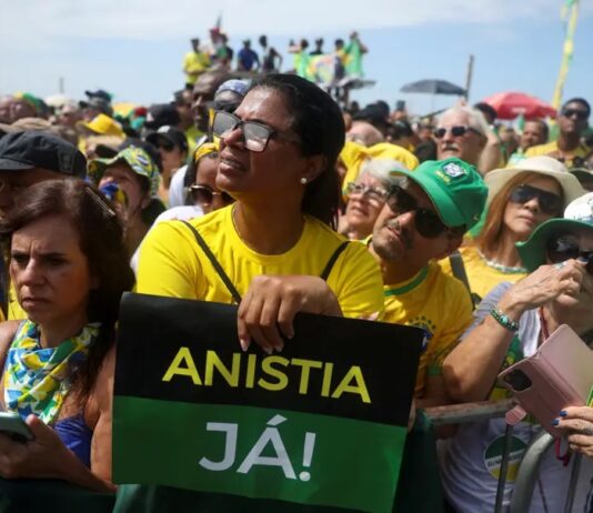 Associação estima 150 presos do 8 de janeiro livres com derrubada do veto do PL da Dosimetria