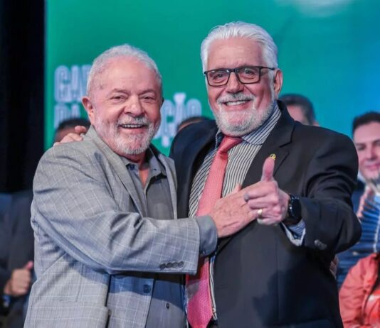 Lula mantém agenda com Jacques Wagner na Bahia depois de investigação da PF
