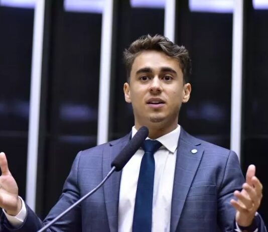 Nikolas propõe que governo arque com custos do fim da escala 6×1