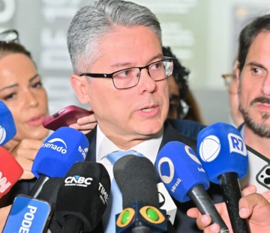 Governo Lula manobra para frear relatório da CPI do Crime Organizado com troca de integrantes