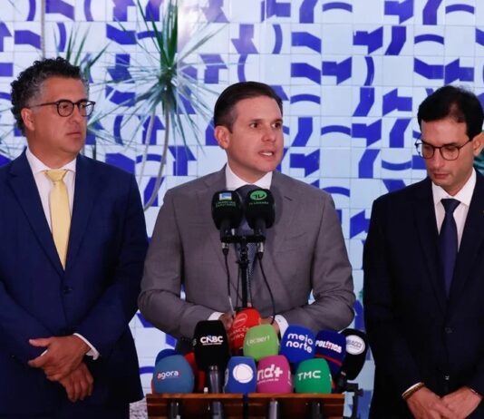Câmara instala comissão especial da PEC que acaba com a escala 6×1