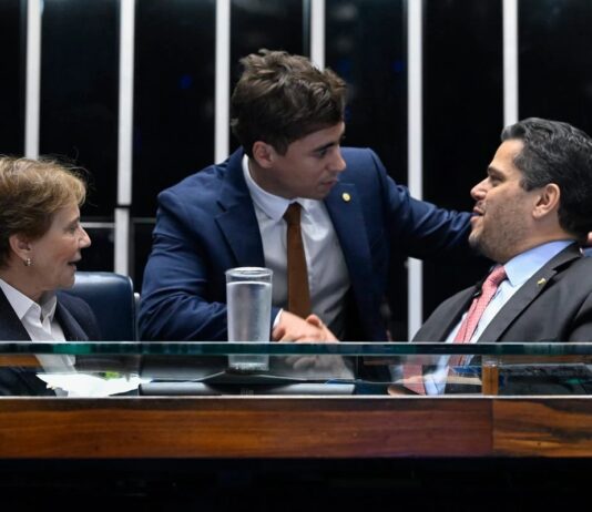 Alcolumbre convocará sessão para votar veto de Lula ao PL da Dosimetria