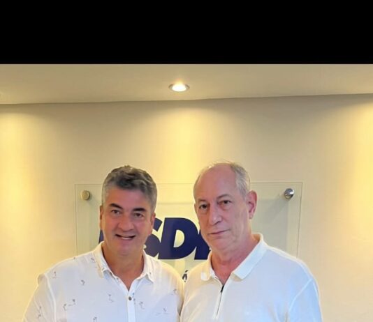 Presidente do PSDB em Aracoiaba convida todos da região do Maciço de Baturité a participar do lançamento da pré-candidatura de Ciro Gomes.