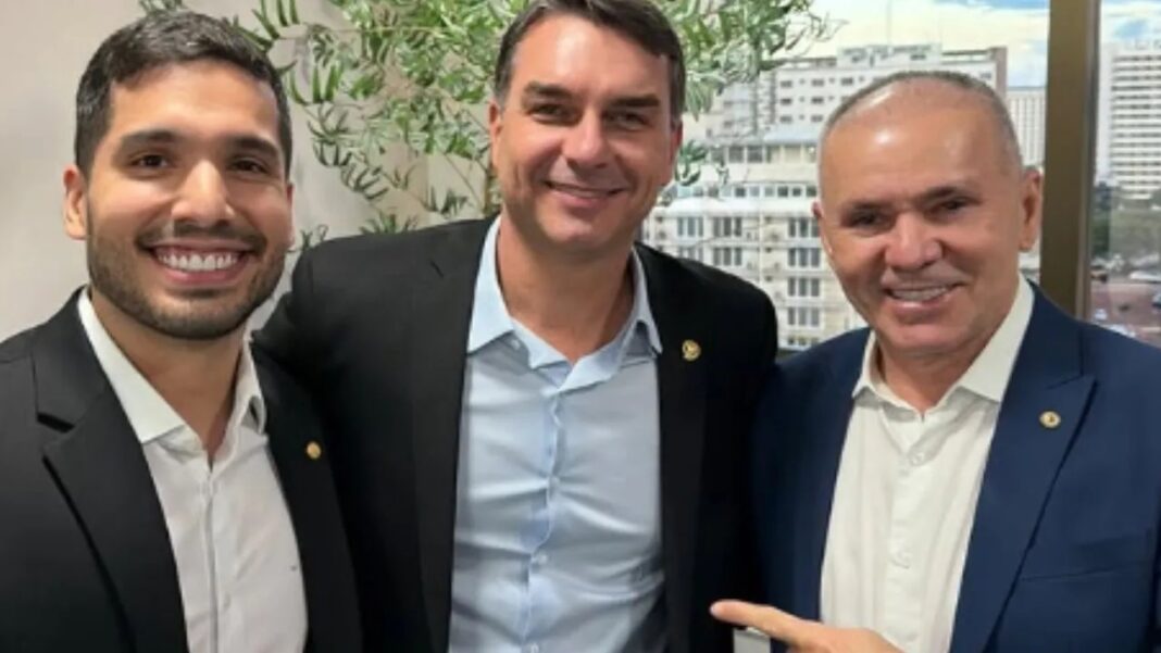 Alcides e Flavio