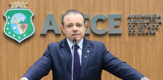 Cláudio Pinho denuncia suposto favorecimento em contrato de tornozeleira eletrônica na gestão Elmano