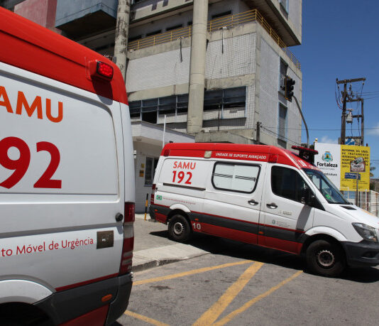 Médicos do Samu Fortaleza denunciam atrasos salariais