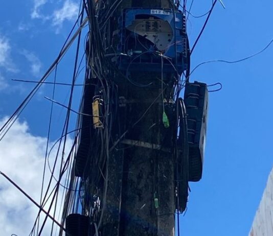 Facção criminosa faz ataque a equipamentos de provedor de internet e interrompe serviço no Jacarecanga, em Fortaleza
