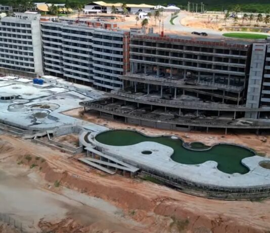 Hard Rock deixa avalanche de ações judiciais no Ceará com mais de 3,7 mil processos
