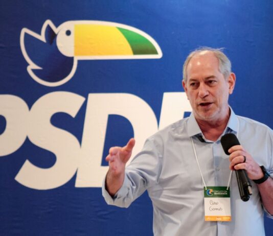 TRE revoga decisão de juiz e mantém propaganda de Ciro nas emissoras de rádio e TV