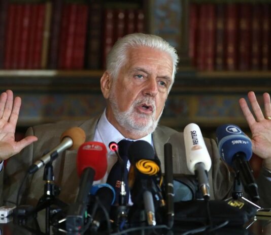 Wagner desdenha da PF e lembra que já foi alvo de operação e teve recorde de votos em 2018