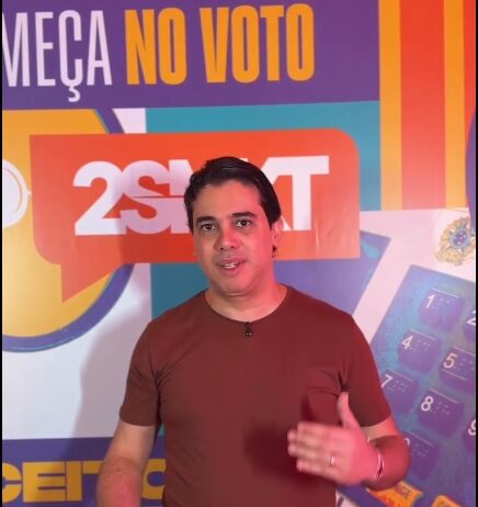Crise na base do governo do PT no Ceará: Júnior Mano ignora veto e define identidade visual para campanha ao Senado