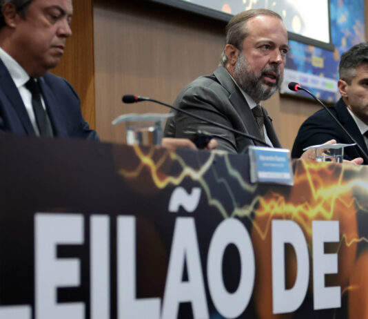 Justiça do Ceará suspende megaleilão de energia até que inconsistências sejam esclarecidas