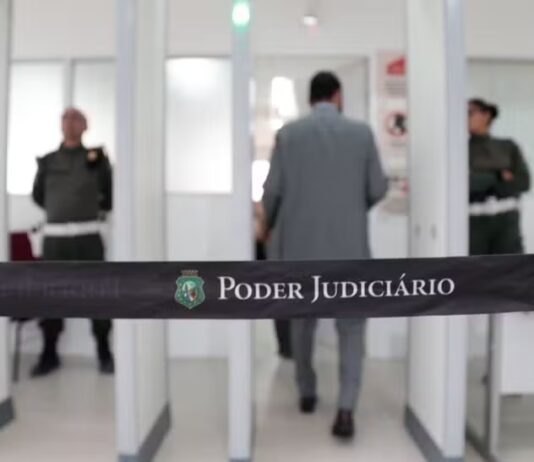 Mulher trans presa em Londres com a ajuda da Interpol por homicídio em Fortaleza é absolvida