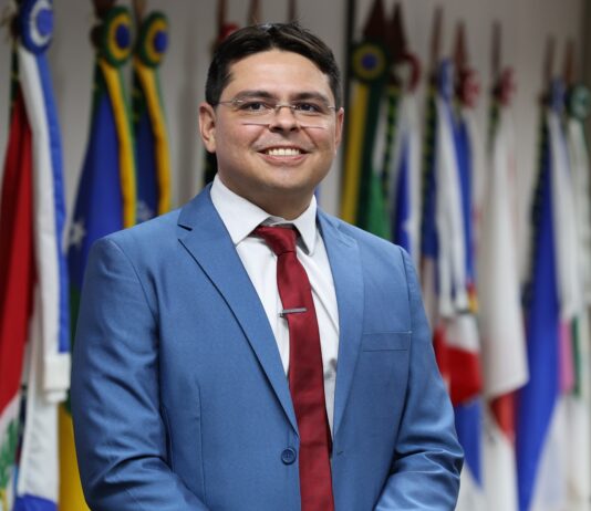 Diretor de Negócios do BNB de Lula se ausenta do trabalho na época da Copa do Mundo