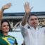 Michelle volta atrás e nega briga com Flávio Bolsonaro