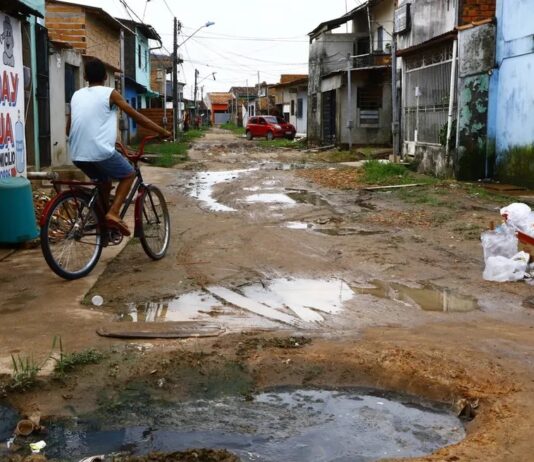 Fortaleza supera São Luís e tem a maior taxa de pobreza do Brasil