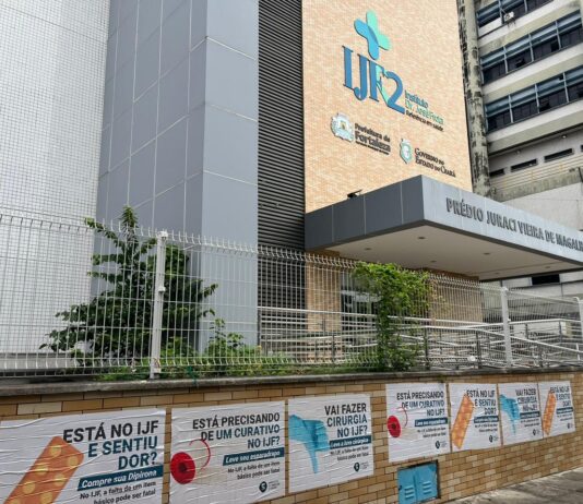 Maior hospital de trauma do Ceará atende média de 19 mulheres vítimas de violência doméstica por mês