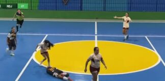 Jogadora que agrediu adversária com chutes na cabeça é suspensa por 5 anos e terá que responder por lesão corporal.