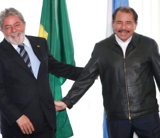 Governo Lula mantém silêncio após 2 dias da declaração de Daniel Ortega sobre o fim das eleições.