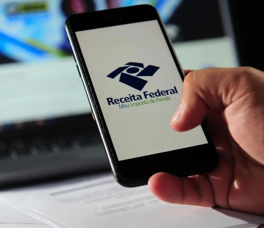 Cobrança automática de imposto coloca empresas em risco e deve forçar endividamento