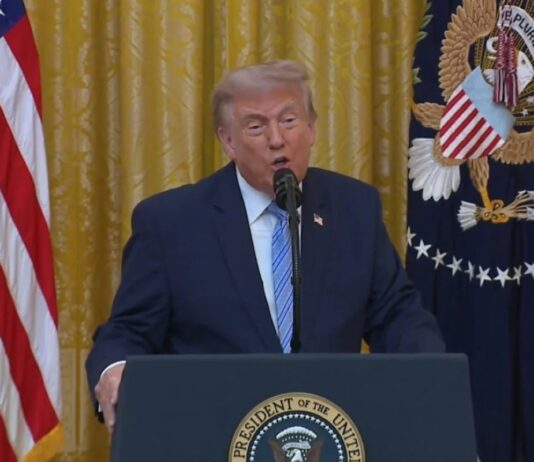 Trump acusa a China de interferir no sistema eleitoral dos EUA