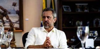 Gastos com propaganda no governo Elmano superam orçamento de secretarias sociais
