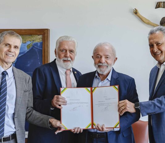 Agência de Sidônio fechou R$ 1,5 bi em contratos com gestões do PT na Bahia