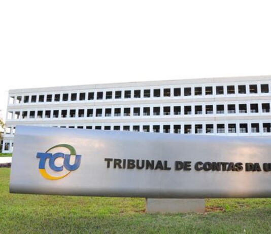 Os penduricalhos que fazem ministros do TCU receberem acima de R$ 200 mil em um mês