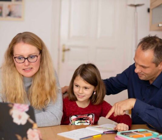 Perseguido no Brasil, homeschooling já alcança 3,4 milhões de alunos nos EUA