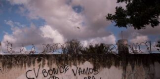 Revista Veja traz que facção Comando Vermelho domina quase 90% do território cearense.