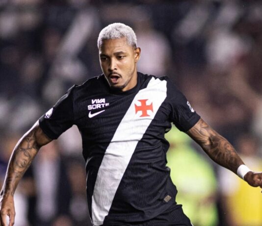 Atacante “DVD” do time do Vasco é alvo de ação policial sobre tráfico