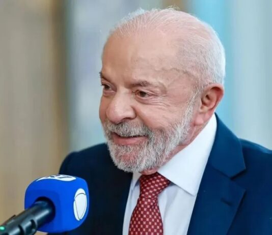 Entrevista de Lula derruba audiência do Domingo Espetacular