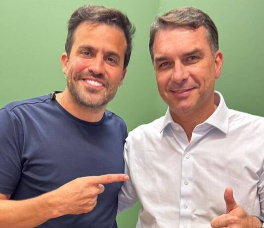 Colunista traz que Pablo Marçal entrou em campo para zerar terceira via e ajudar Flávio Bolsonaro contra Lula