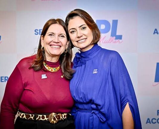 PL oficializa candidaturas de Michelle e Bia Kicis ao Senado