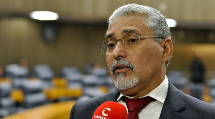 Acusado de ligação com o PCC, vereador petista deixa cadeia
