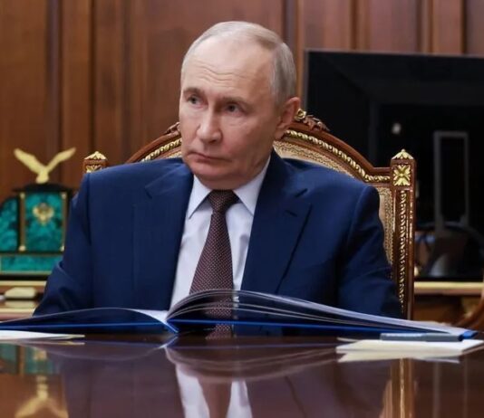 Supremo da Rússia exclui partido opositor das eleições legislativas