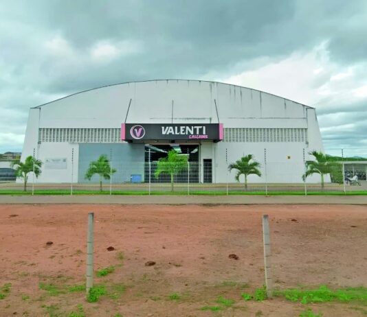 Após saída de 5 fábricas, Pentecoste passa por colapso industrial e promessas do PT de novos empreendimentos.