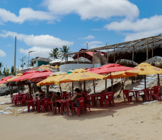 Com queda de 7,5%, Ceará tem o pior desempenho no turismo do Brasil no 1º semestre