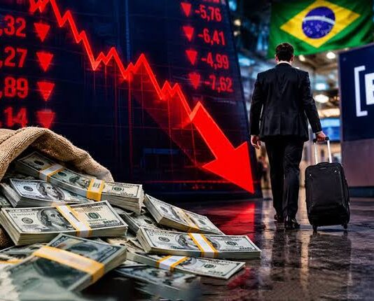 Cautela com o Brasil cresce e estrangeiros retiram quase R$ 16 bilhões da Bolsa em 13 dias.