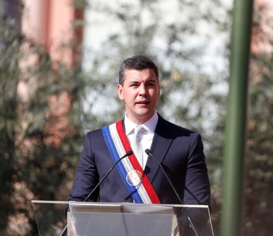 Presidente do Paraguai diz que “abrirá as portas” para a imigração brasileira