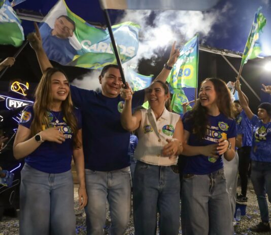 Carlos Kleber abre comitê de campanha em Fortaleza com muita animação e forte presença da juventude