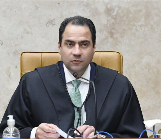 Após voltar de viagem na Suíça, presidente da OAB pede “respostas rápidas e claras” do STF
