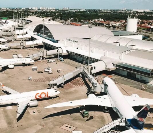 Preço médio da passagem aérea chega a R$ 777, maior valor dos últimos anos.