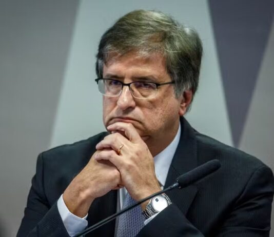 Permanência de Gonet na PGR ficou ‘insustentável’, diz Estadão