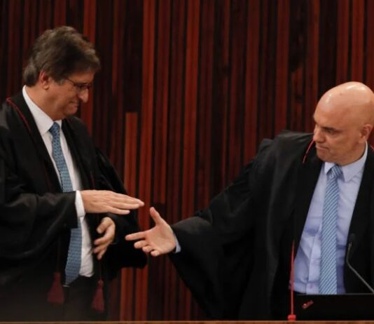 No “ápice da baderna”, STF deve afastar Moraes e Gonet, diz Folha