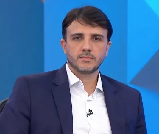 Suspensão de campanha de Renan Santos repercute na imprensa internacional