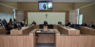 TRE adia julgamento e mantém presos 03 vereadores de Sobral por suspeita de ligação com facção