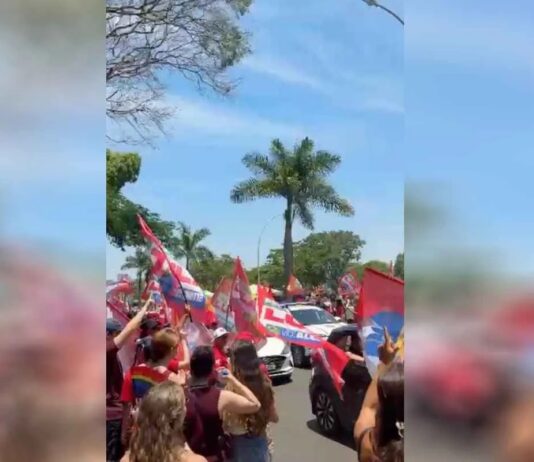 Secretária de Segurança Pública do DF diz que ato pró-lula teve situações de tensão e carros adesivados sem autorização