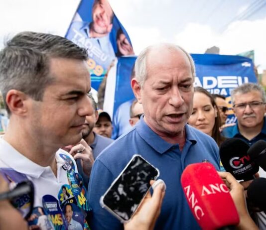 Ciro Gomes contesta resultado da eleição de Elmano e anuncia reclamação à Justiça: “Foram 900 propagandas nos dias finais das eleições por uma canetada do Toffoli”.